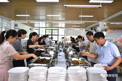 晨曦細(xì)雨育桃李，美饌珍饈慰園丁——鼎和盛集團(tuán)美鮮星廚為大連老師獻(xiàn)上貼心餐飲服務(wù)